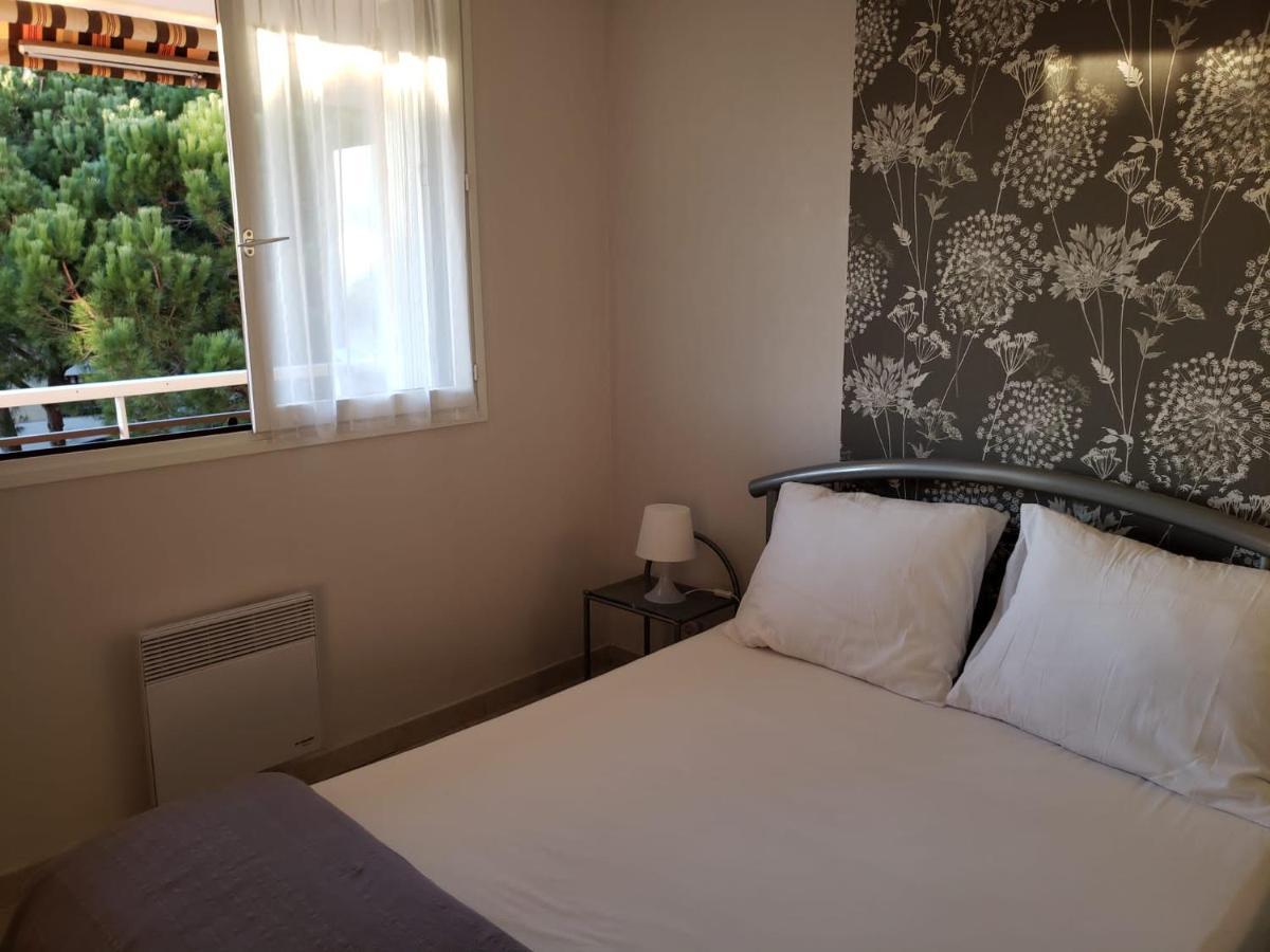 Frejus Plage T2, Piscine, Parking, Plages A 200M Ngoại thất bức ảnh