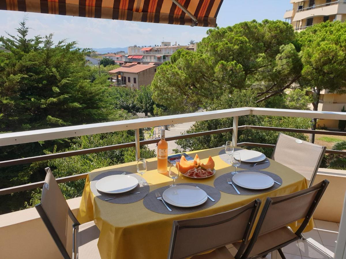 Frejus Plage T2, Piscine, Parking, Plages A 200M Ngoại thất bức ảnh