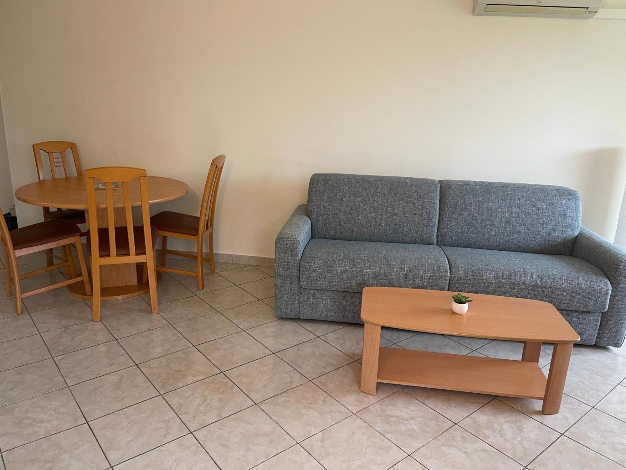 Frejus Plage T2, Piscine, Parking, Plages A 200M Ngoại thất bức ảnh