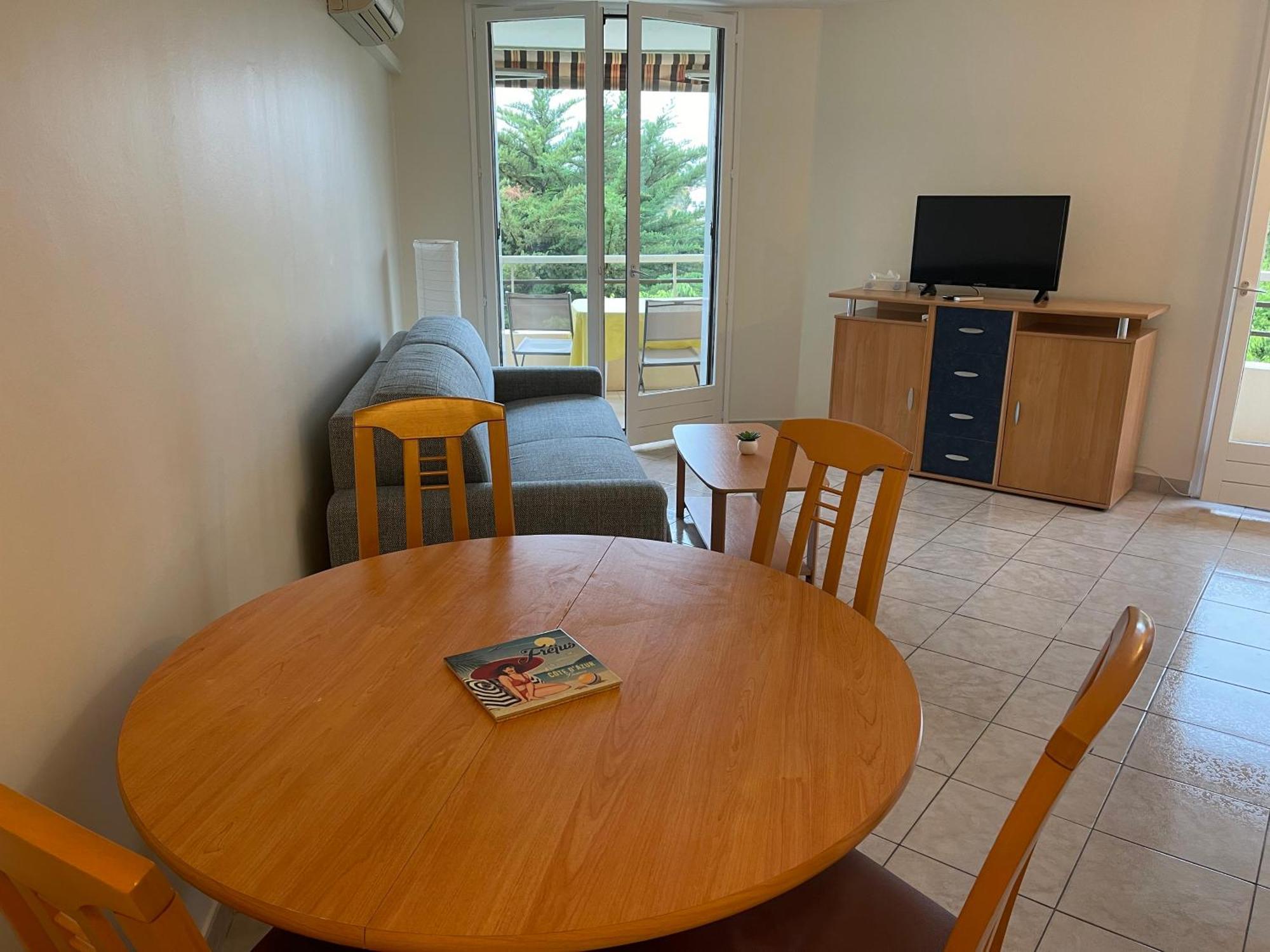 Frejus Plage T2, Piscine, Parking, Plages A 200M Ngoại thất bức ảnh